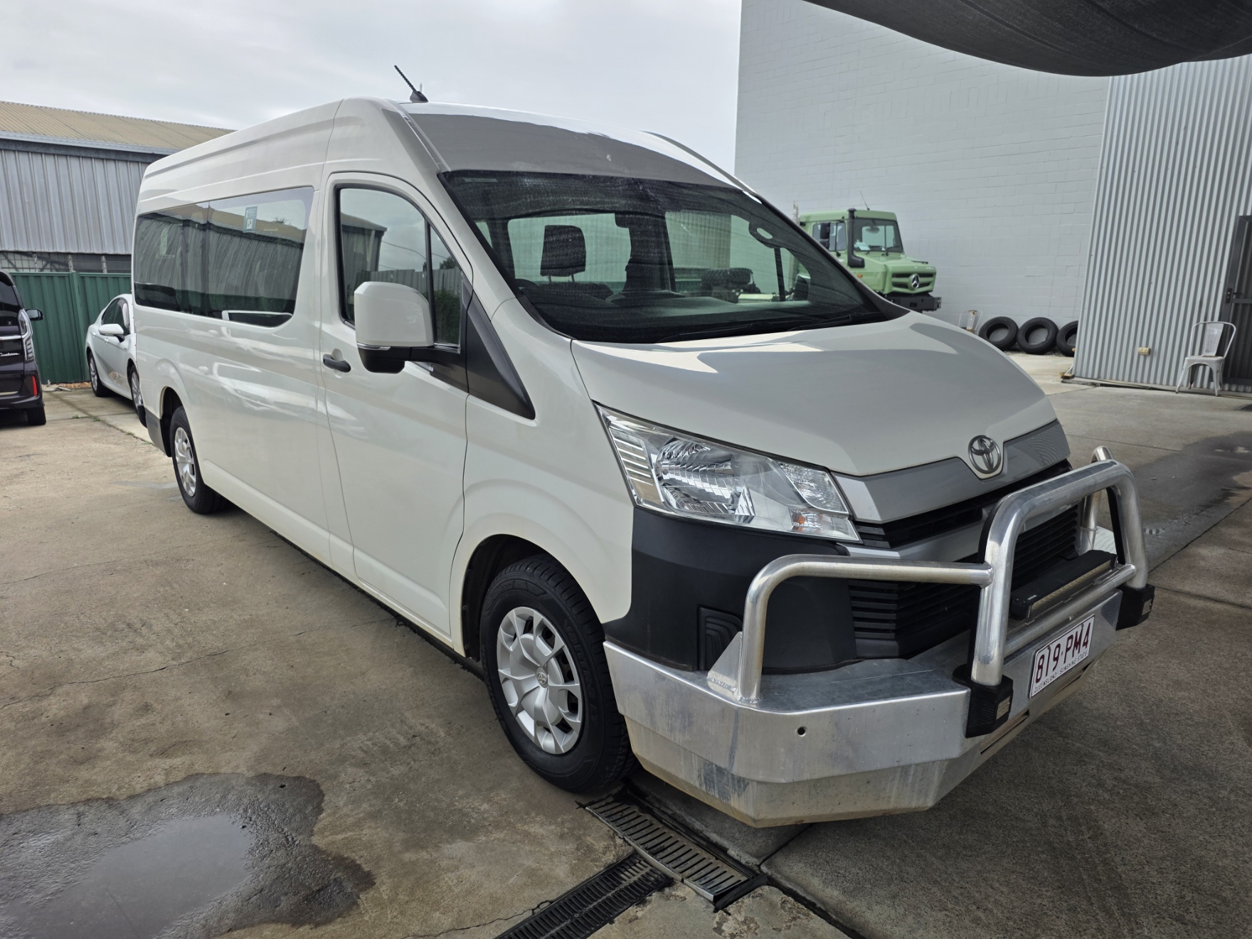 2020 Toyota Hiace Commuter